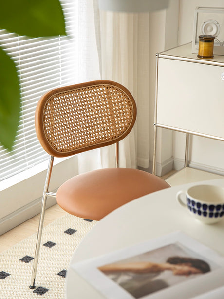 LAIMO Astrid Elegant Natural Wood Highchair from LAIMO
