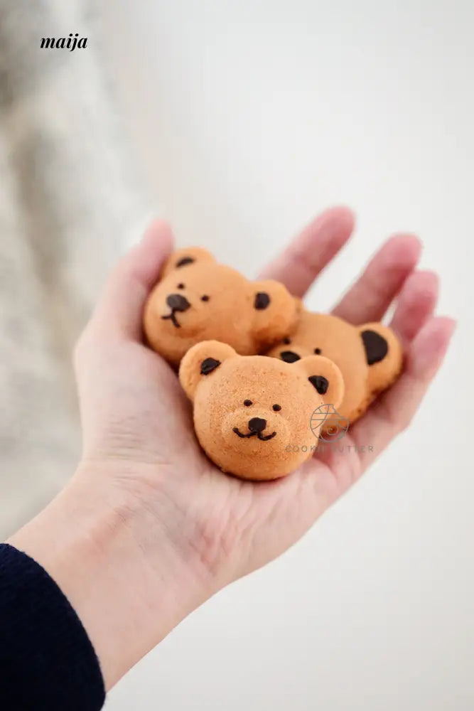 Lovely Bear Muffin Tin from maija