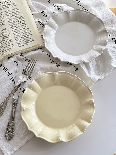YASUKI Lila Exquisite Retro Ceramic Dessert Set from YASUKI