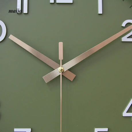 Classic Quiet Quartz Clock from maija