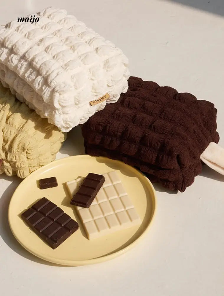 Chocolate Bar Tissue Box from SOREMO