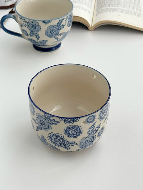 YASUKI Benjamin Elegant Blue-and-White Ceramic Coffee Cup from YASUKI