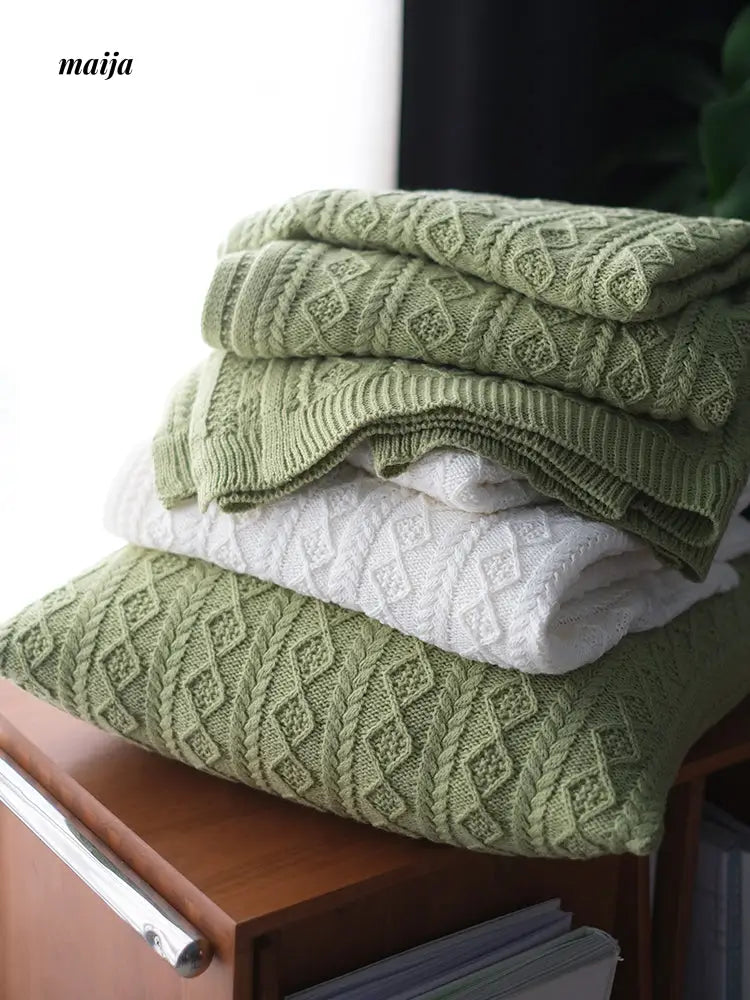 Rib Knit Throw & Cushion from maija