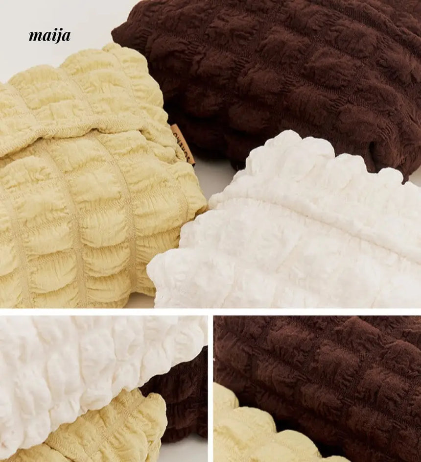Chocolate Bar Tissue Box from SOREMO