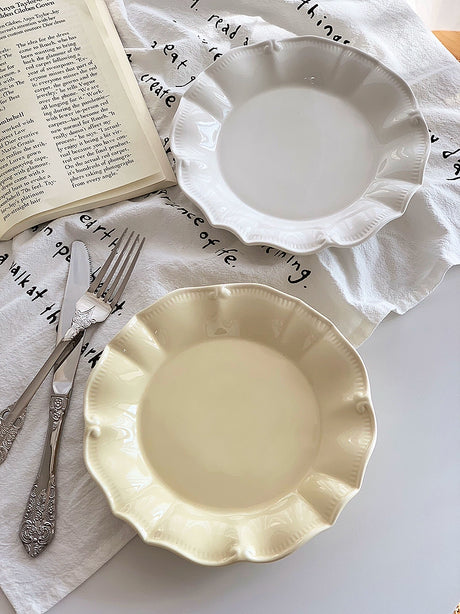 YASUKI Lila Exquisite Retro Ceramic Dessert Set from YASUKI
