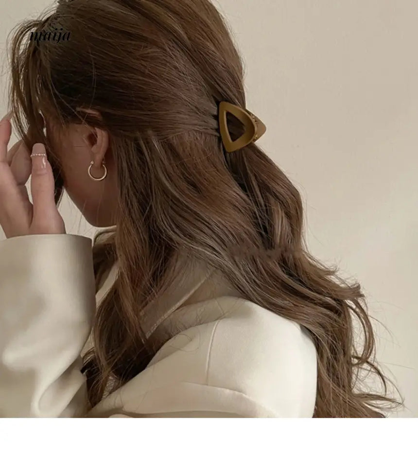 Small Triangle Hair Clips from maija