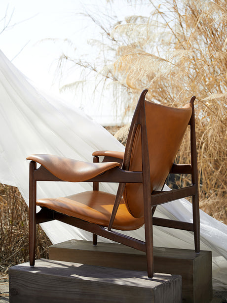 QUANMU Lysandra Regal Vintage Solid Wood Armchair from QUANMU