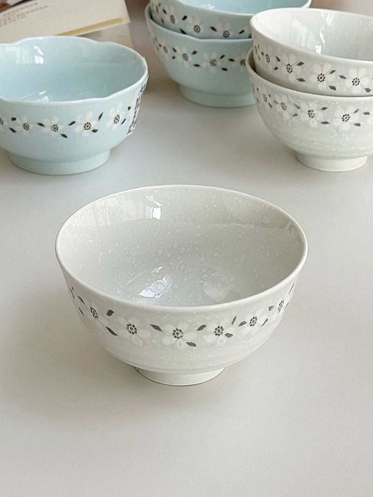 YASUKI Haruki Elegant Snowflake Ceramic Rice Bowl from YASUKI