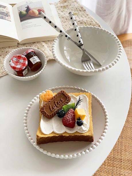 YASUKI Eliana Elegant Pearl White Ceramic Dessert Plate from YASUKI
