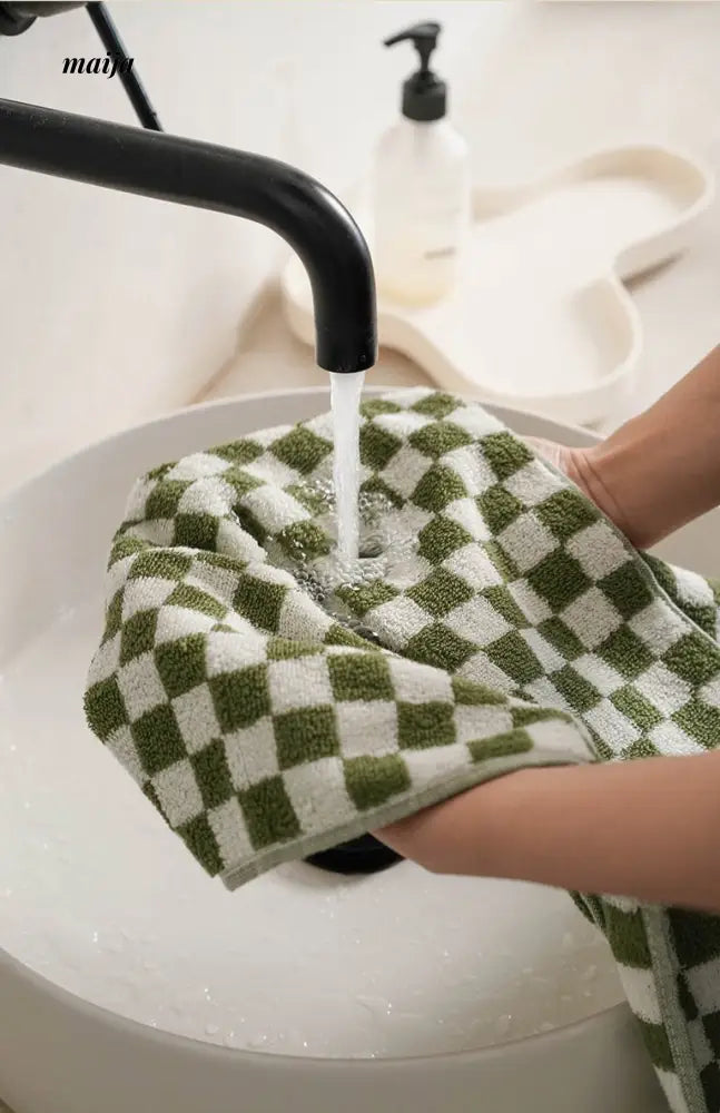 Checkerboard Cotton Towel from momo's talk