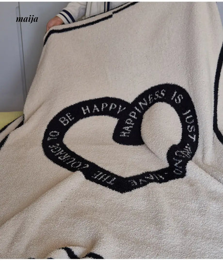 Heart Shaped Blanket from momo's talk