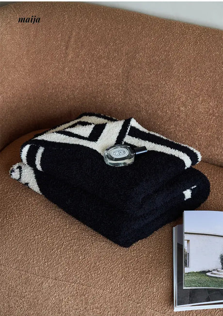 Heart Shaped Blanket from momo's talk