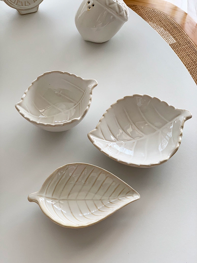 YASUKI Isabella Retro Elegant Ceramic Sauce Bowl from YASUKI