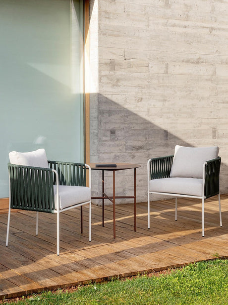 DIME GARDEN Esteban Elegant Rattan Bistro Set from DIME GARDEN