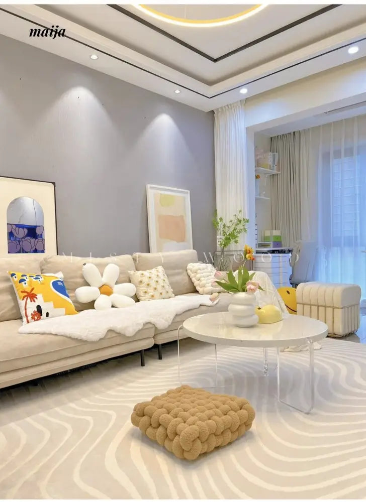 Knot Cushion from mistywood