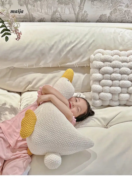 Knot Cushion from mistywood