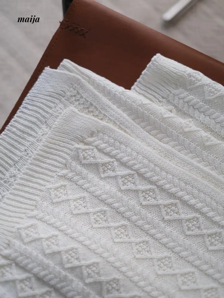 Rib Knit Throw & Cushion from maija