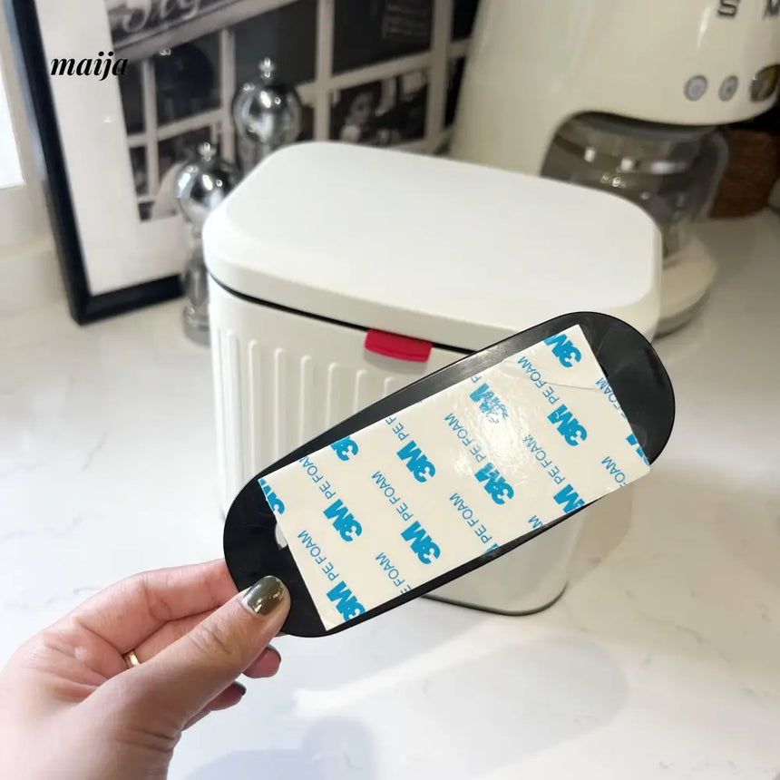 Retro Pub Kitchen Bin from maija