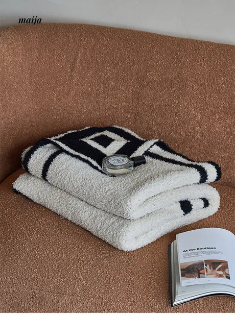 Heart Shaped Blanket from momo's talk