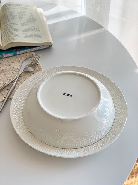 YASUKI Aria Elegant Pure White Ceramic Plate from YASUKI