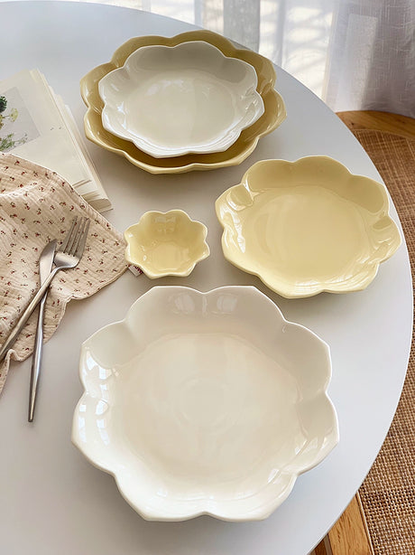 YASUKI Isabella Elegant Floral Under-Glaze Ceramics Set from YASUKI