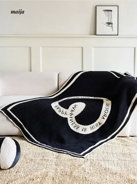 Heart Shaped Blanket from momo's talk