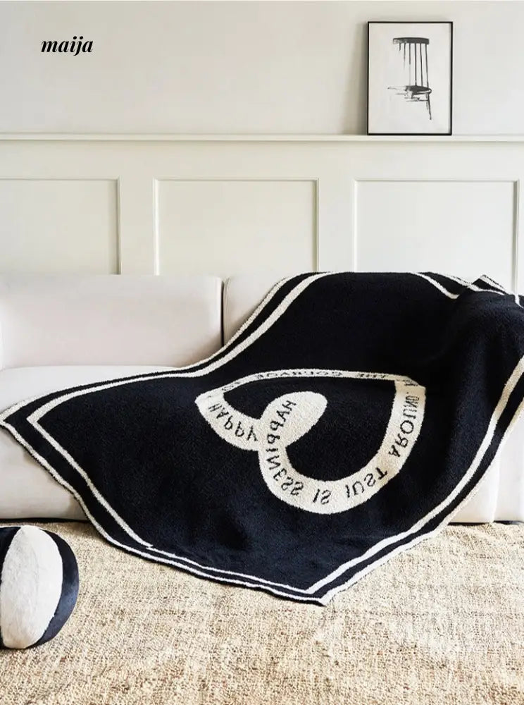 Heart Shaped Blanket from momo's talk