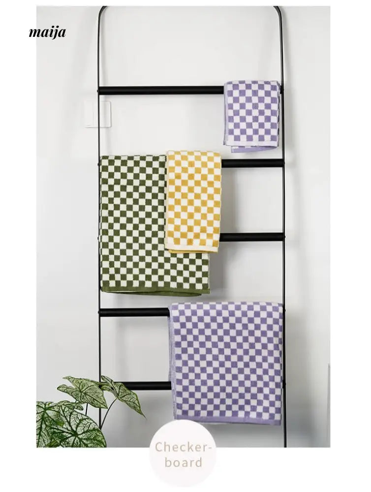 Checkerboard Cotton Towel from momo's talk