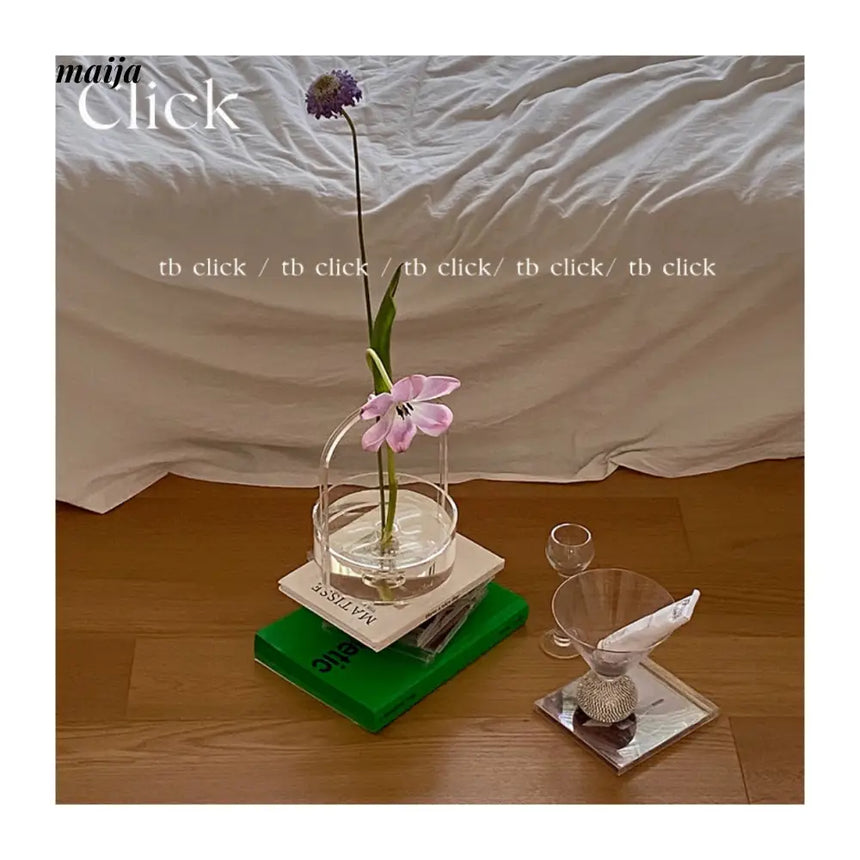 Acrylic Dish Vase from CLICK