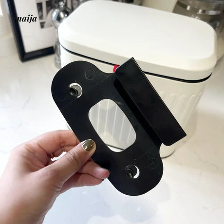 Retro Pub Kitchen Bin from maija