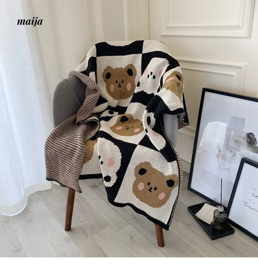 Bear Quilt Style Woven Throw from Luxury Weaving