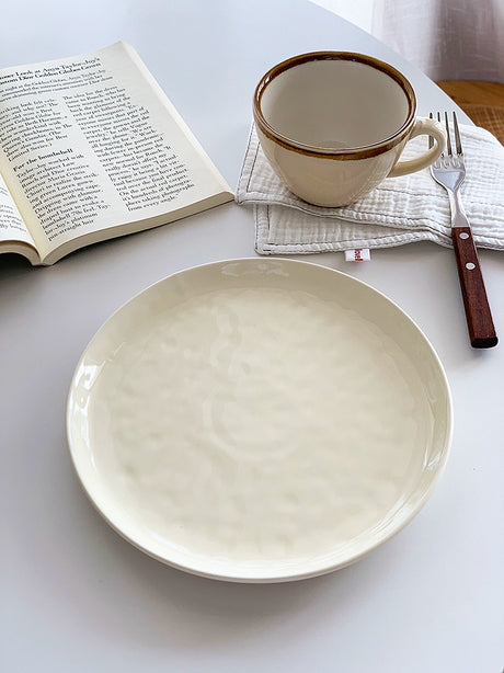 YASUKI Evangeline Vintage French-Inspired Ceramic Tea Cup from YASUKI