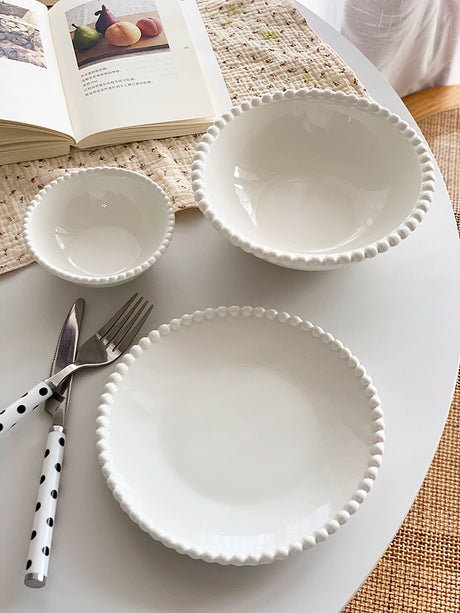 YASUKI Eliana Elegant Pearl White Ceramic Dessert Plate from YASUKI