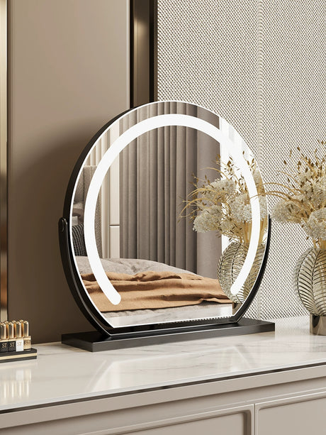 APARTMENT NO.7 Jasper Sleek Lightweight Scandinavian Lamp from APARTMENT NO.7