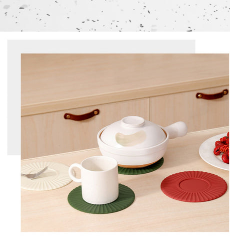 SUCO Isadora Elegant Round Silicone Gel Dinner Plate Table Mat Antiscald from SUCO