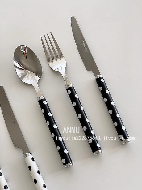 YASUKI Odette Elegant Wave-Patterned Dining Cutlery Set from YASUKI