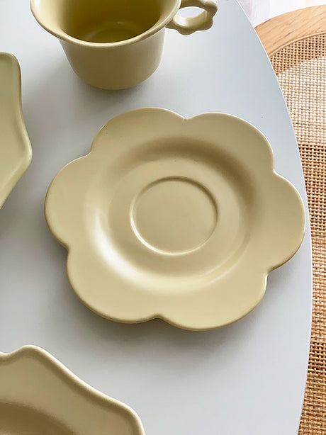 YASUKI Aveline Elegant Durable Tableware Set from YASUKI