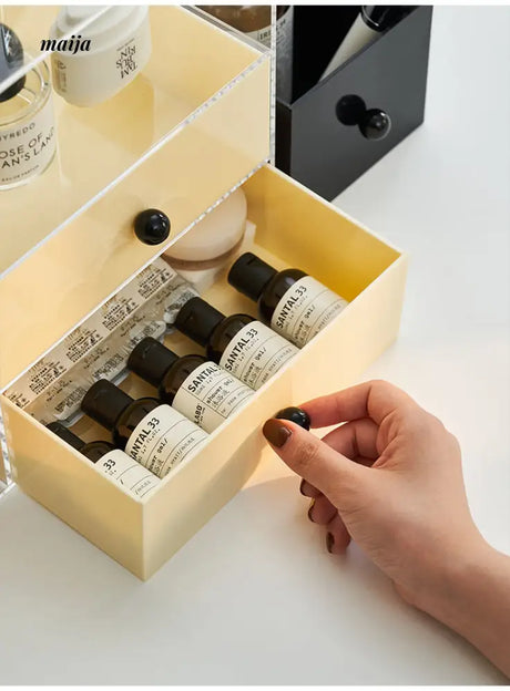 Wonderland Acrylic Storage Rack from momo's talk