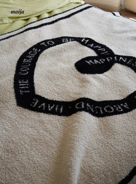 Heart Shaped Blanket from momo's talk