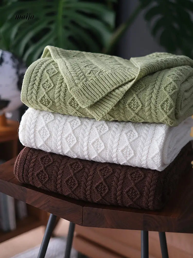 Rib Knit Throw & Cushion from maija