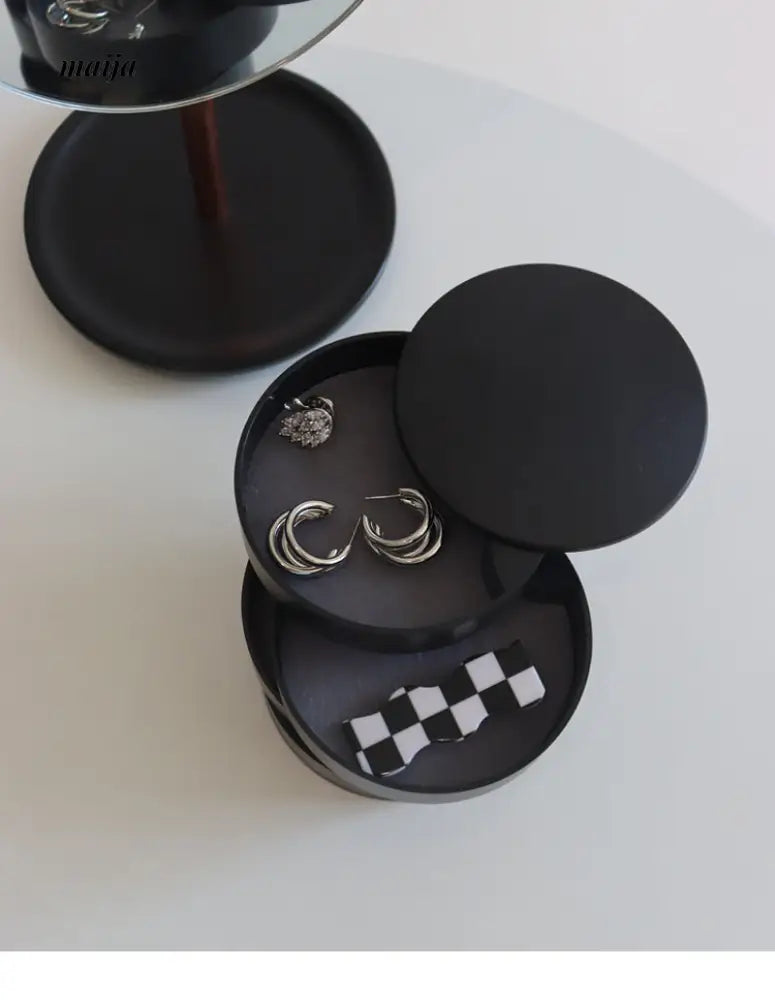 Simple Rotating Jewellery Box from SOFTHOME