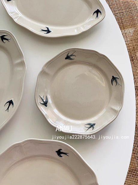 YASUKI Hiroshi Elegant Hand-Painted Ceramic Dish from YASUKI
