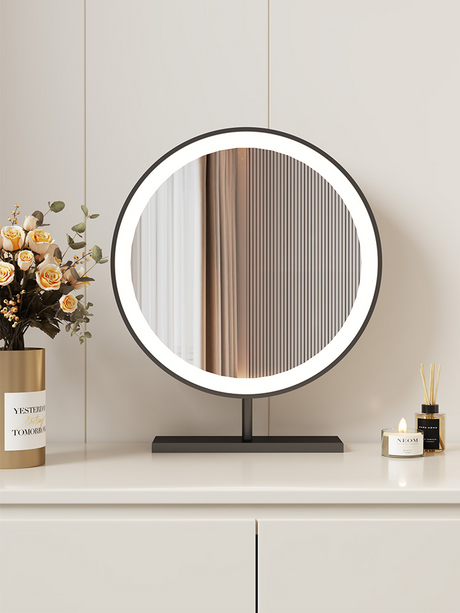 APARTMENT NO.7 Jasper Sleek Lightweight Scandinavian Lamp from APARTMENT NO.7