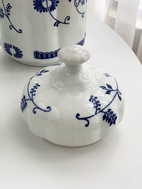 YASUKI Tobias Elegant Nordic Ceramic Vase from YASUKI