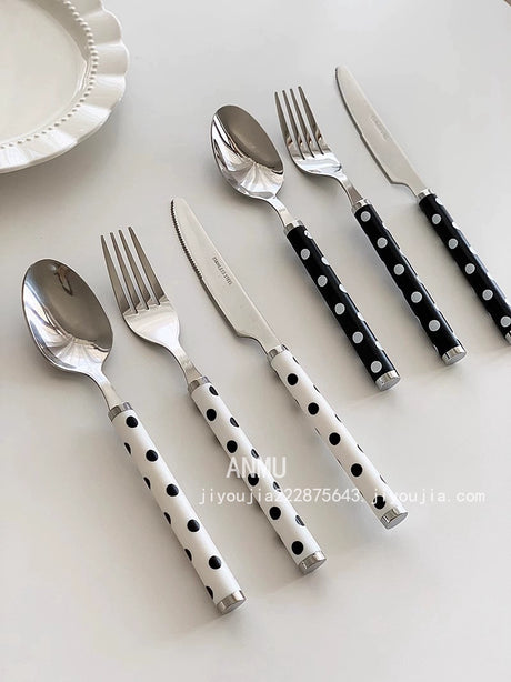 YASUKI Odette Elegant Wave-Patterned Dining Cutlery Set from YASUKI