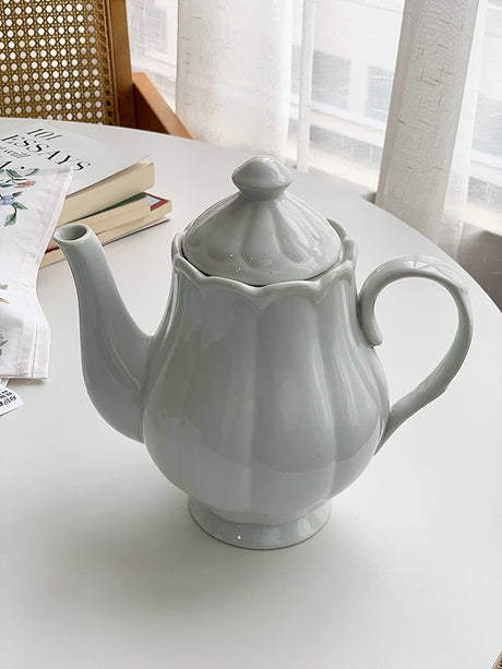 YASUKI Penelope Vintage Ceramic Chic Sauce Teapot from YASUKI
