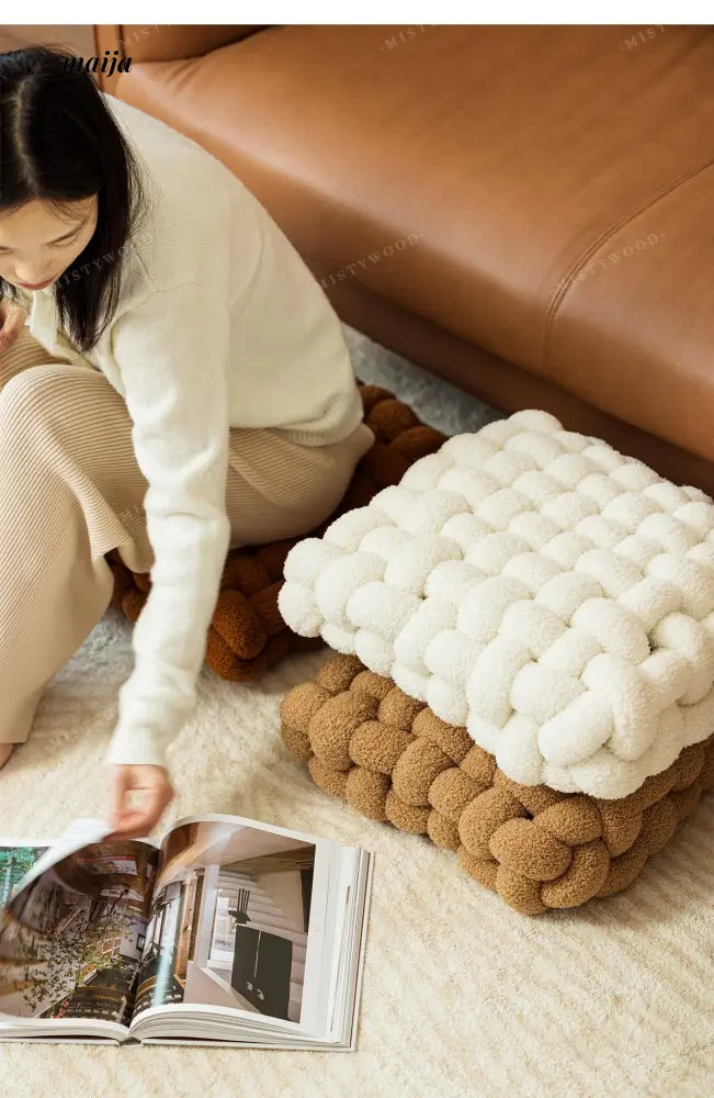 Knot Cushion from mistywood