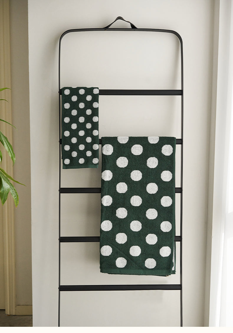 MOMO'S TALK Elowen Soft Absorbent Polka Dot Towel for Couples from MOMO'S TALK