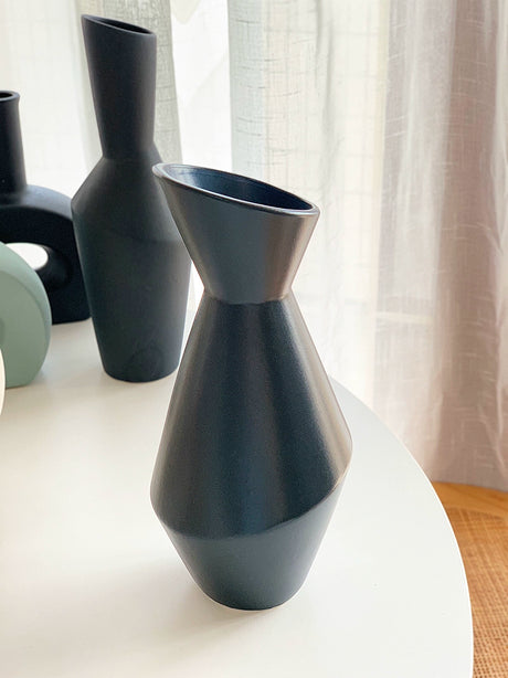 YASUKI Astrid Minimalist Elegant Ceramics Jewelry Set from YASUKI