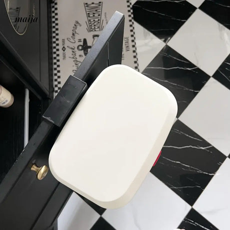 Retro Pub Kitchen Bin from maija